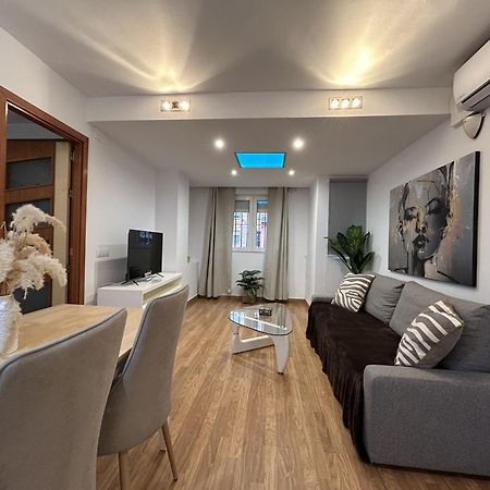 Lujo a tu alcance con spa y garaje pleno centro Huelva Exterior foto
