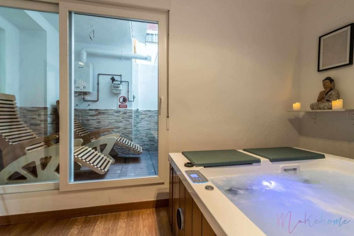 Lujo a tu alcance con spa y garaje pleno centro Huelva Exterior foto