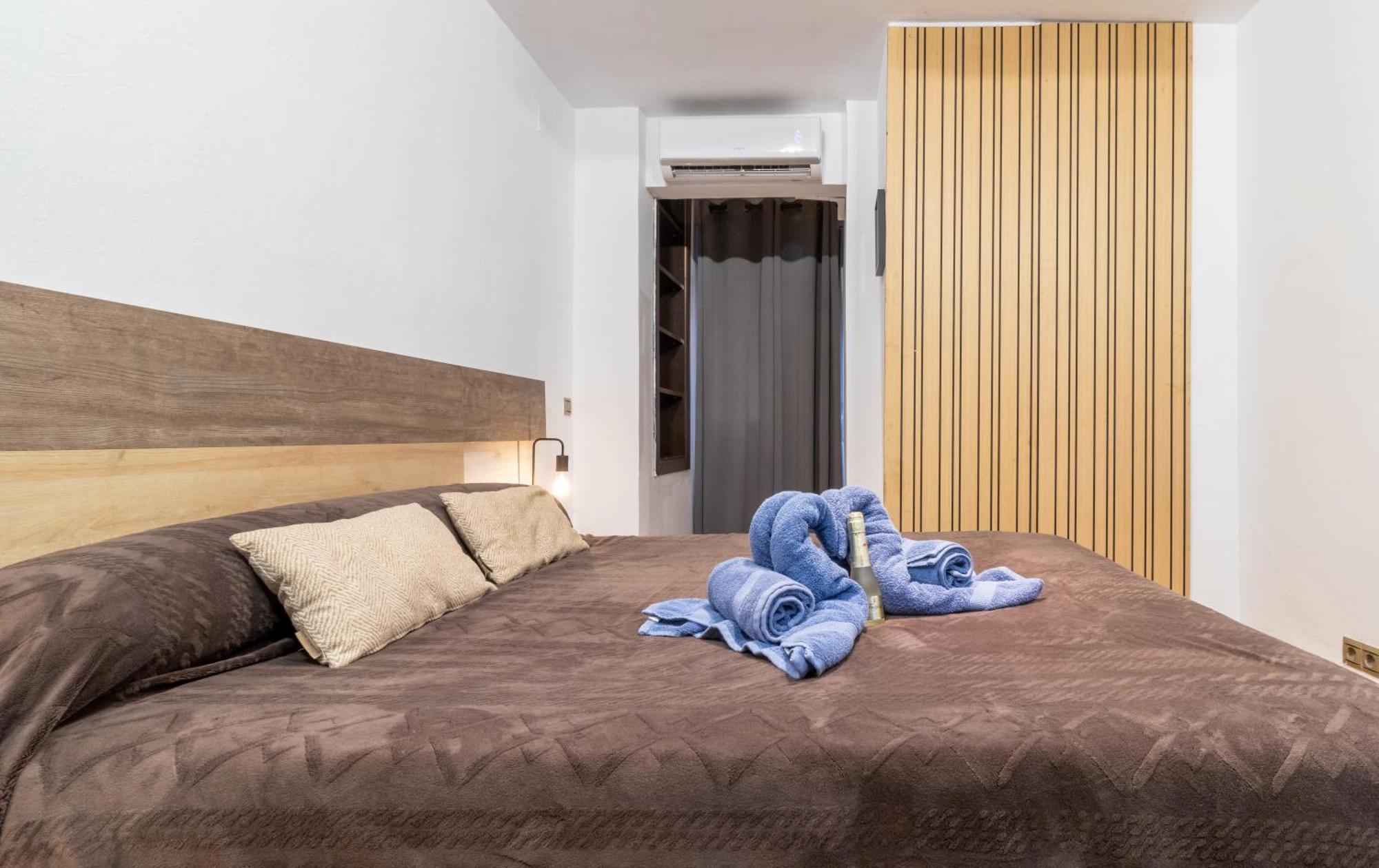 Lujo a tu alcance con spa y garaje pleno centro Huelva Exterior foto