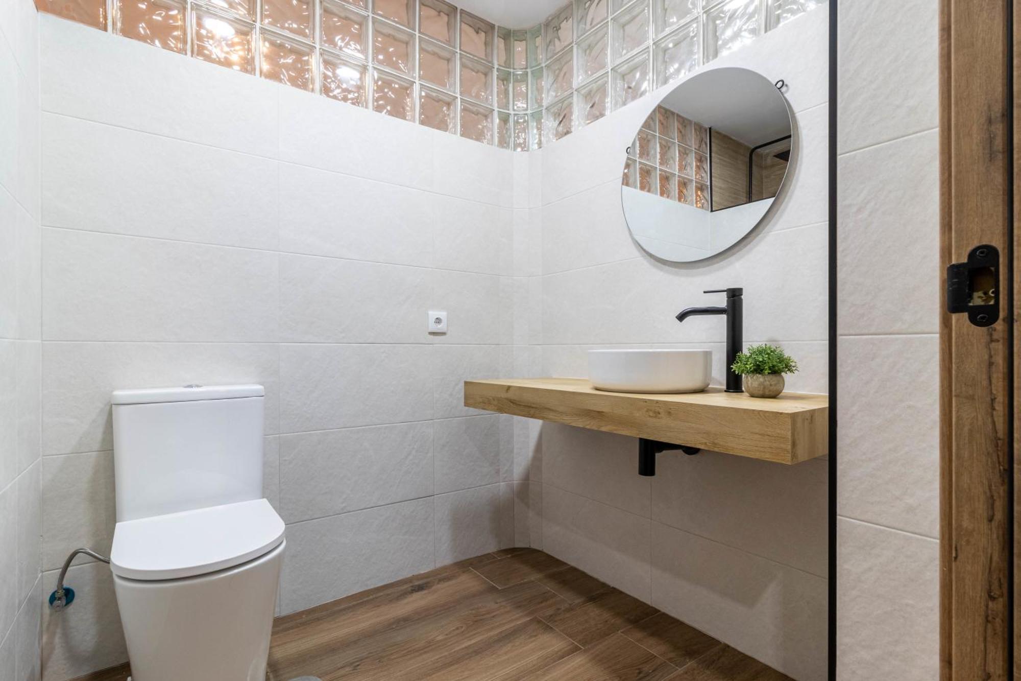 Lujo a tu alcance con spa y garaje pleno centro Huelva Exterior foto
